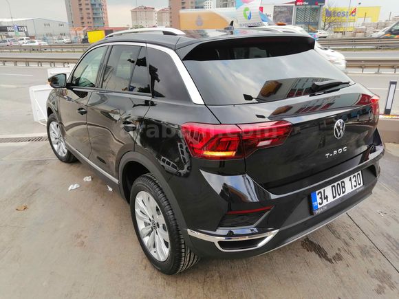 Sahibinden Volkswagen T-Roc 1.5 TSI Highline 2020 Model İstanbul 90.000 km Siyah