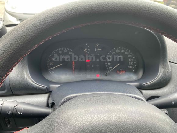 Sahibinden Renault Clio 1.6 RTE 2000 Model 