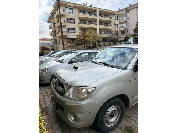 Sahibinden Toyota Hilux 2.5 D-4D 4x2 Comfort 2011 Model 