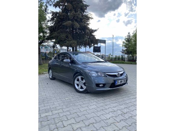 Sahibinden Honda Civic 1.6i VTEC Premium 2010 Model 
