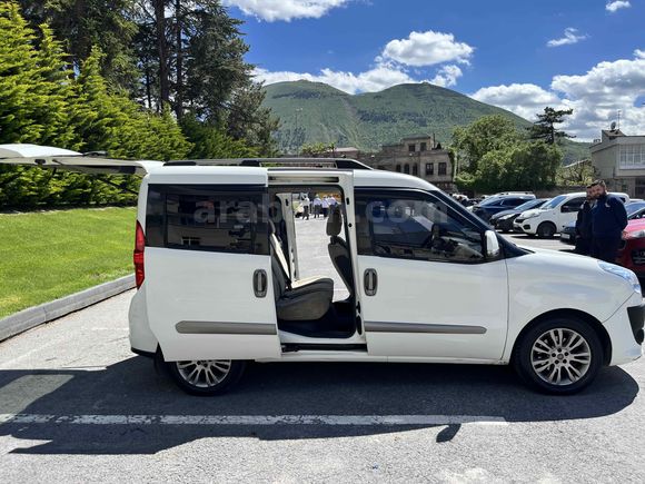 Sahibinden Fiat Doblo Combi 1.6 Multijet Premio 2012 Model 