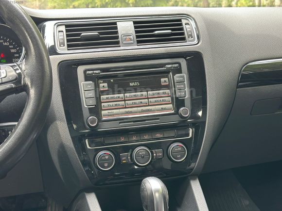 ECEMİR AUTO'DAN 2014 MODEL 15 KASA JETTA 1.2 TSI DSG CONFORTLİNE