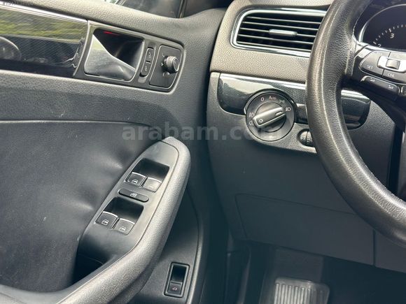 ECEMİR AUTO'DAN 2014 MODEL 15 KASA JETTA 1.2 TSI DSG CONFORTLİNE
