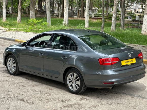 ECEMİR AUTO'DAN 2014 MODEL 15 KASA JETTA 1.2 TSI DSG CONFORTLİNE
