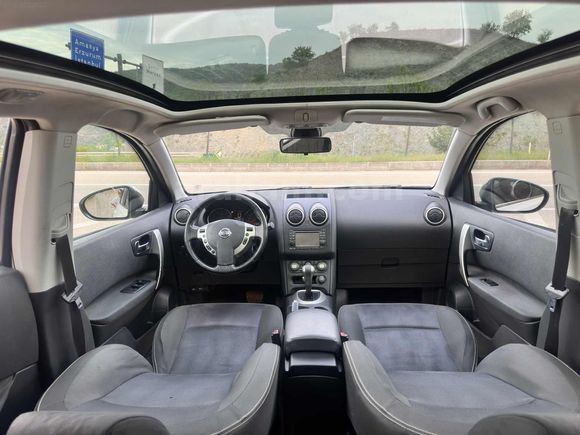 2012 / PANAROMİK CAM TAVAN / 117 HP / OTOMATİK / İLK ELDEN