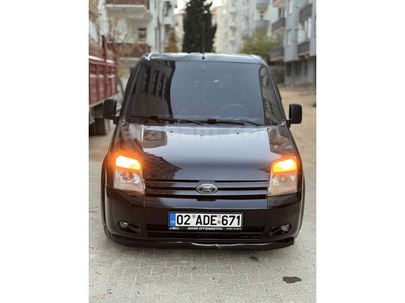 Sahibinden Ford Tourneo Connect 110PS 2009 Model 