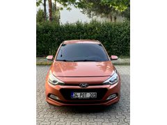 Galeriden Hyundai i20 1.2 MPI Elite 2015 Model İstanbul