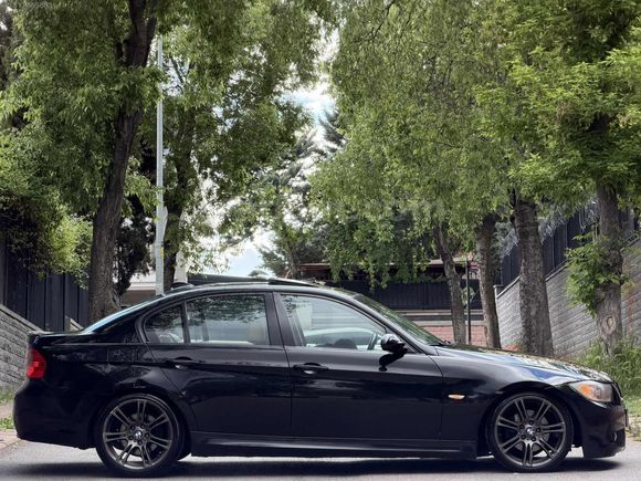 BRK MOTORS BMW 320D PREMİUM E90 EMSALSİZ TEMİZLİKTE