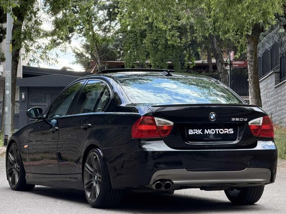 BRK MOTORS BMW 320D PREMİUM E90 EMSALSİZ TEMİZLİKTE