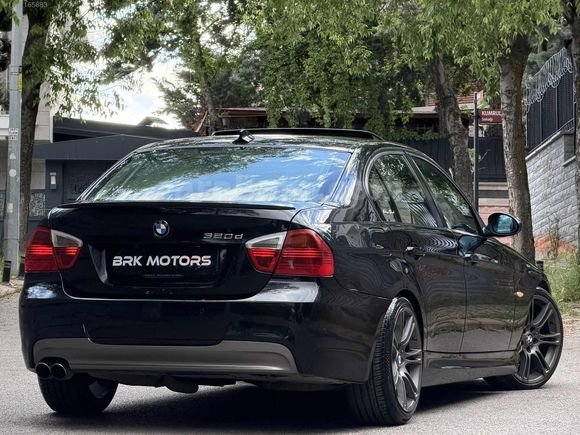 BRK MOTORS BMW 320D PREMİUM E90 EMSALSİZ TEMİZLİKTE