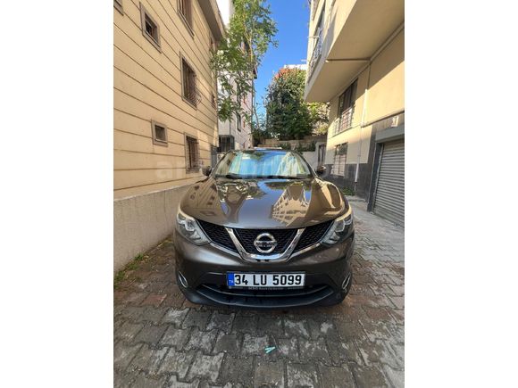 Sahibinden Nissan Qashqai 1.5 dCi Tekna 2015 Model  134.000 km Kahverengi