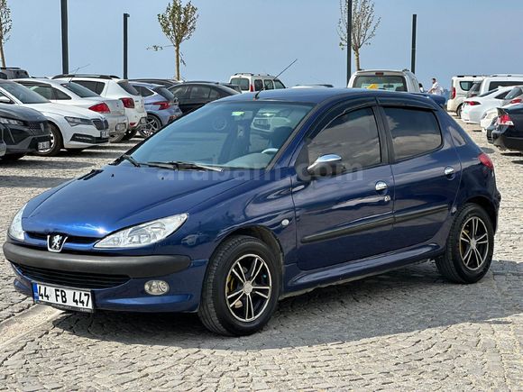 Sahibinden Peugeot 206 1.4 Color Line 2002 Model