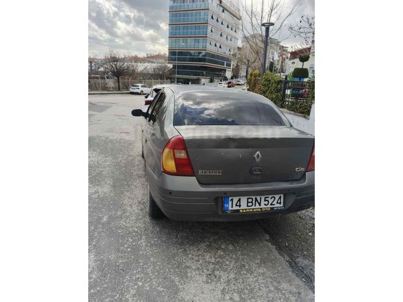 Sahibinden Renault Clio 1.4 RNA 2000 Model 