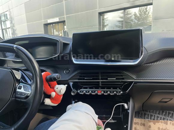 Servis bakımlı Peugeot 2008 1.2 PureTech GT 