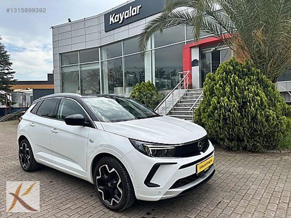 HATASIZ - 2022 OPEL GRANDLAND 1.5 DİZEL OTOMATİK ULTIMATE