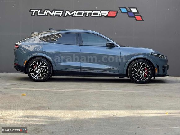 "TUNA MOTORS" MUSTANG MACH E 2.500 KM DE