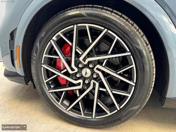 "TUNA MOTORS" MUSTANG MACH E 2.500 KM DE