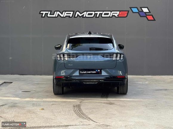 "TUNA MOTORS" MUSTANG MACH E 2.500 KM DE