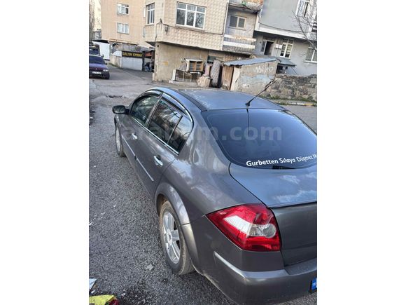 Sahibinden Renault Megane 1.6 Dynamique 2004 Model 
