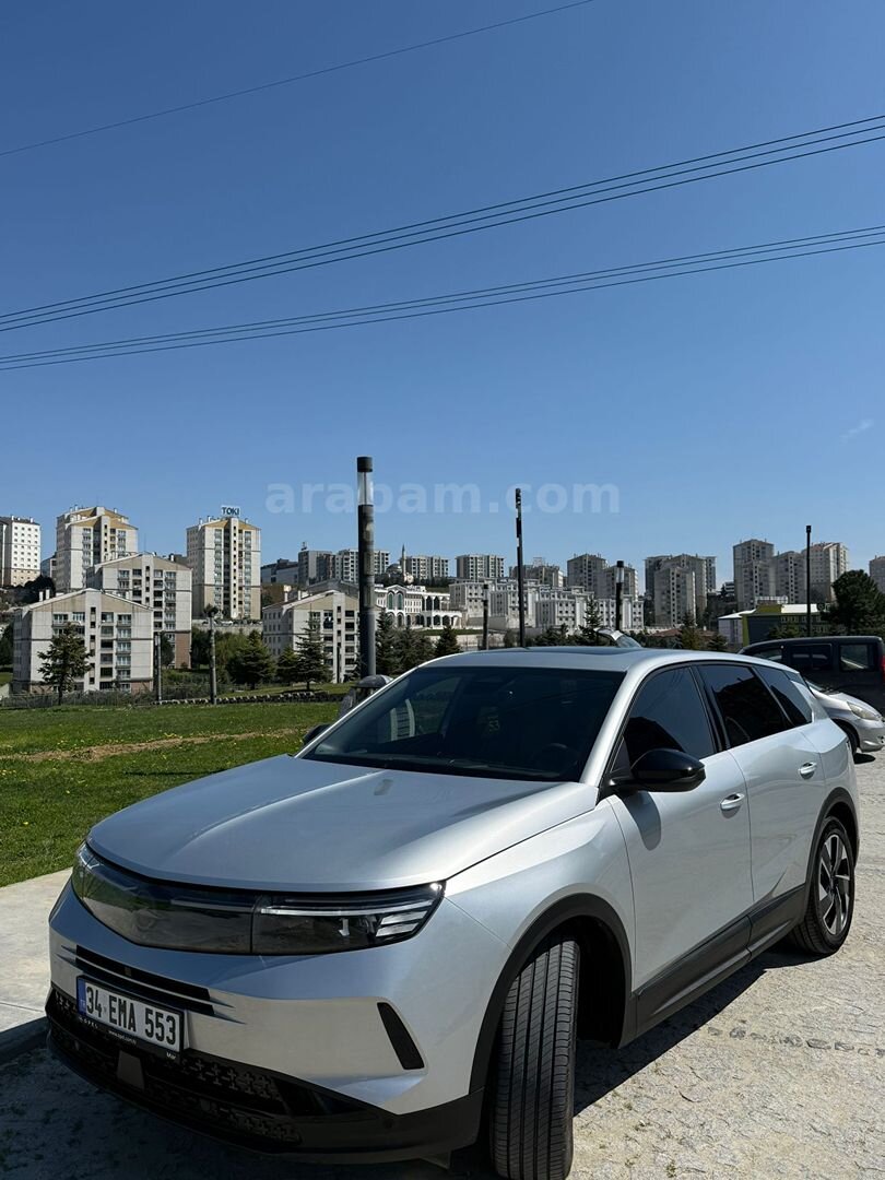 Sahibinden Opel Grandland 1.2 T Hybrid GS 2025 Model İstanbul 15.000 km Gri (Gümüş) 2