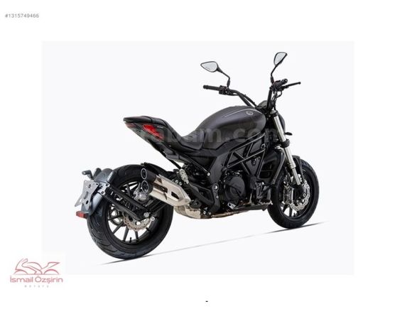 BENELLİ 502-C CRUISER SİYAH İSMAİL ÖZŞİRİN MOTORS'DAN ÖZEL FİYAT