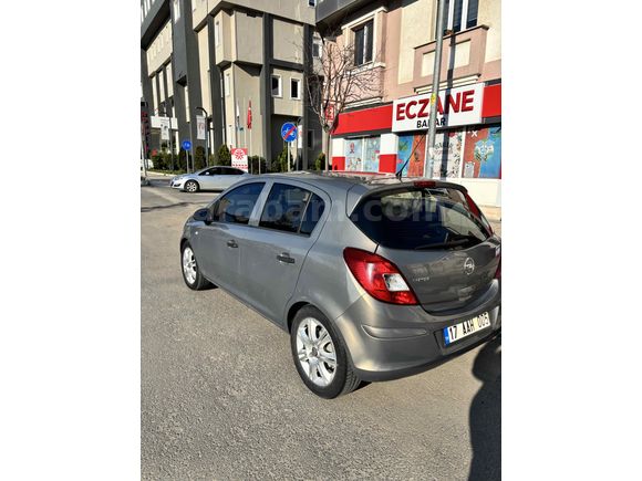126.000  km TEMİZ AİLE ARACİ