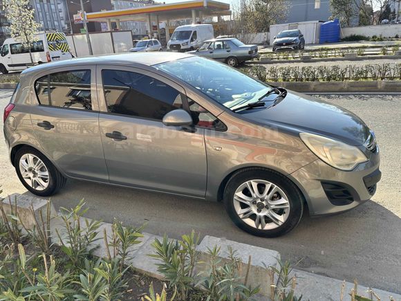 126.000  km TEMİZ AİLE ARACİ