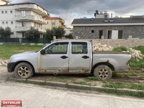 2011 MODEL KLİMALI ISUZU D-MAX 4x2