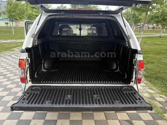 Durmaz otomotiv den 230 bin km'de değişensiz D MAX