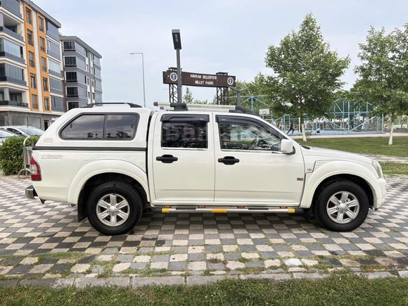 Durmaz otomotiv den 230 bin km'de değişensiz D MAX