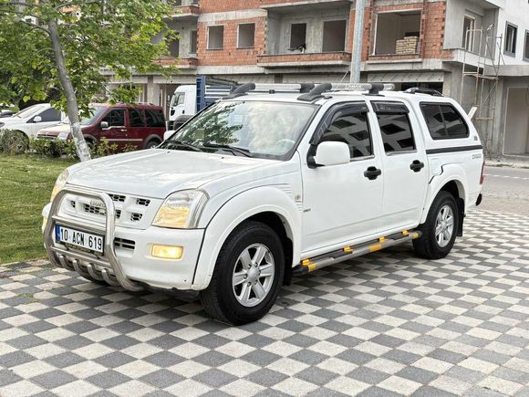 Durmaz otomotiv den 230 bin km'de değişensiz D MAX
