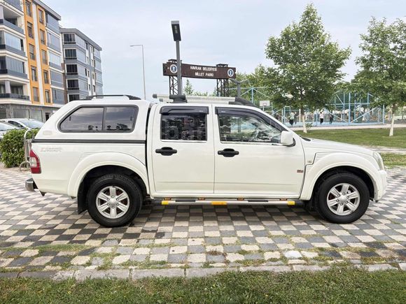 Durmaz otomotiv den 230 bin km'de değişensiz D MAX