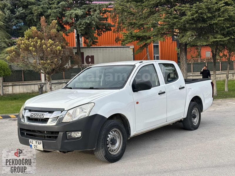Galeriden Isuzu D-Max 2.5 D 4x4 2016 Model Konya 266.000 km Beyaz