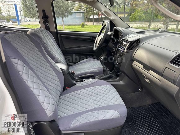 PEKDOĞRU GROUPTAN | ISUZU D-MAX 2.5 DİZEL 4x4 |