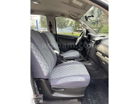 PEKDOĞRU GROUPTAN | ISUZU D-MAX 2.5 DİZEL 4x4 |