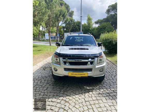 2011 ISUZU D-MAX 4x4