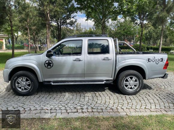 2011 ISUZU D-MAX 4x4