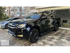 2024 BOYASIZ ISUZU D-MAX 1.9 D 4x4 V-Cross Otomatik %20 FATURA