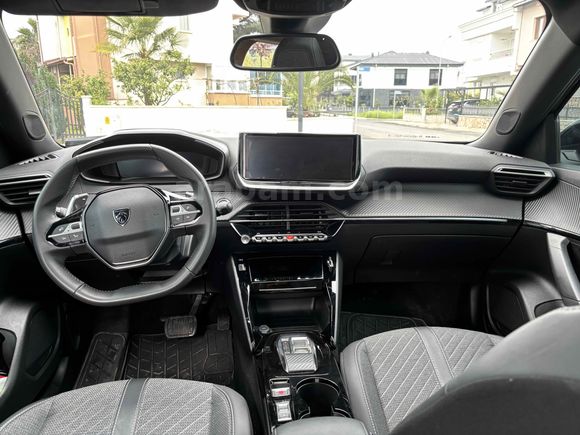 Fırsat Aracı 2025 Model Peugeot 2008 