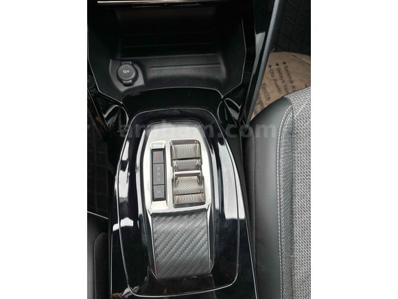 Fırsat Aracı 2025 Model Peugeot 2008 