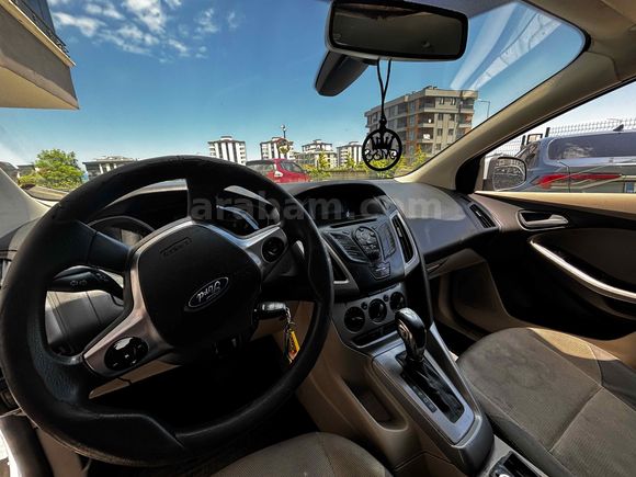 Sahibinden Ford Focus 1.6 Ti-VCT Style 2013 Model 