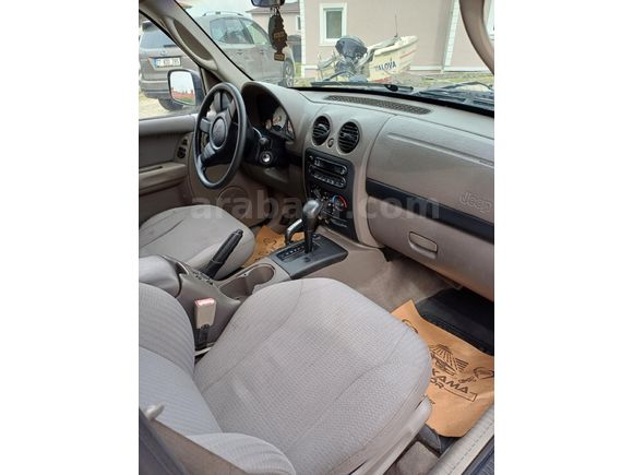 Sahibinden Jeep Liberty 3.7 2002 Model  250.000 km Mavi