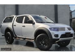 GALERİST - 2010 L 200 2.5 TDI 4x2 Invite Lux Otomatik