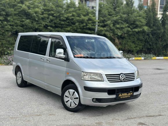 Galeriden Volkswagen Transporter 2.5 TDI Camlı Van 2004 Model İzmir