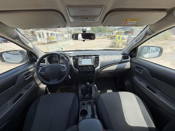 ULUTAŞLARDAN MITSUBISHI L200 4X2 TAMAMINA KREDİ