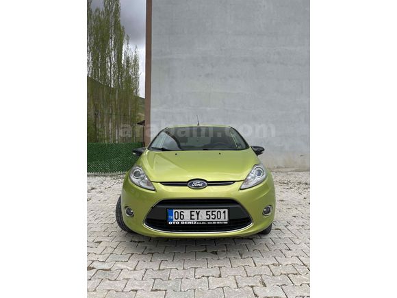 Sahibinden Ford Fiesta 1.4 TDCi Titanium 2012 Model  Yeşil