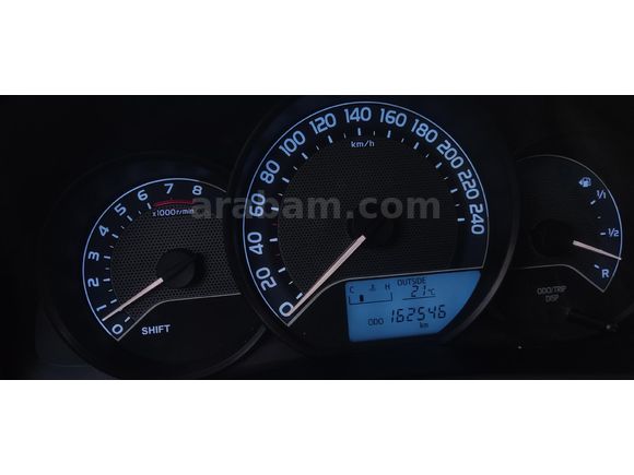 2013 Toyota Auris 163bin km