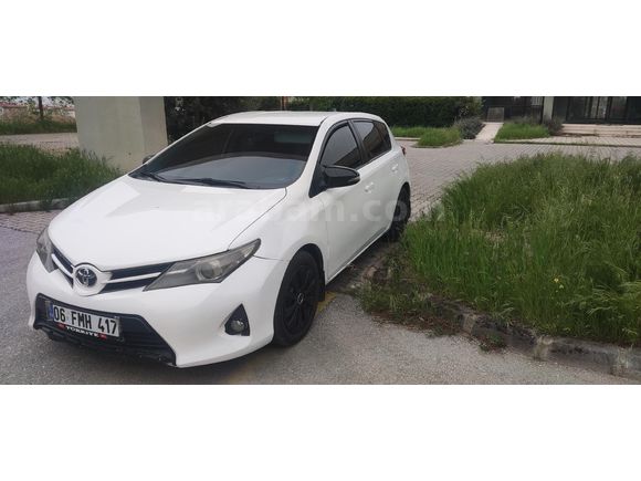 2013 Toyota Auris 163bin km