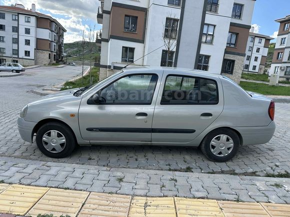 Sahibinden Renault Clio 1.4 RN 2000 Model 