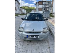 Sahibinden Renault Clio 1.4 RN 2000 Model 